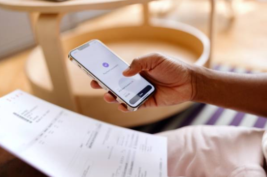 Digital Loans Are Exploding in India: Convenience, Hidden Costs & the Risks You Should Know