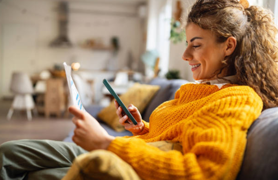Digital Loans Are Exploding in India: Convenience, Hidden Costs & the Risks You Should Know